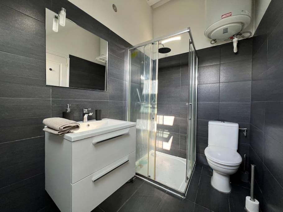 Bright Studio Apartment - Fontainebleau Eksteriør bilde